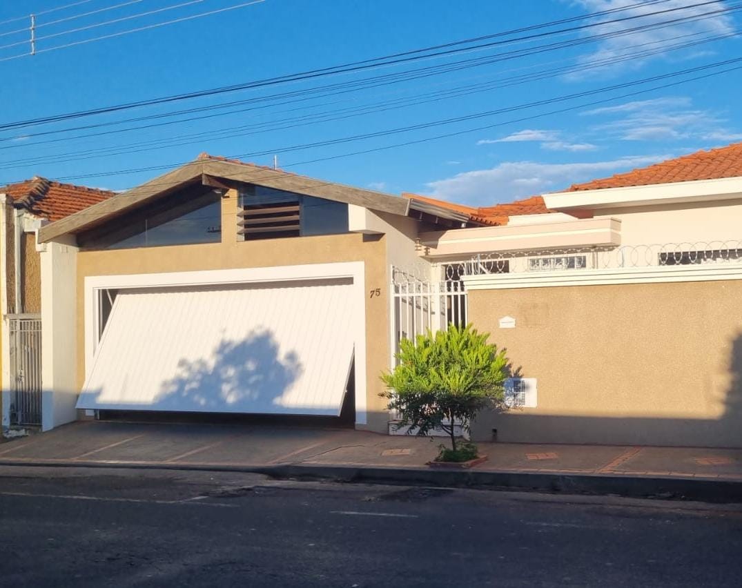 Casa, 3 quartos - Foto 1