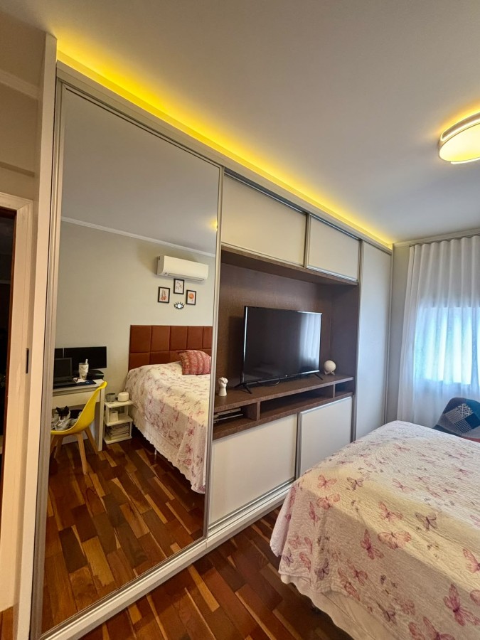 Apartamento, 3 quartos, 126 m² - Foto 2