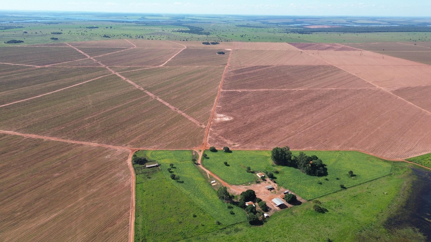 Fazenda, 2420 m² - Foto 1